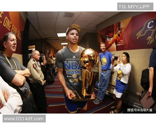 詹姆斯点赞勇士核心库里:NBA最强控卫之一的非凡之路